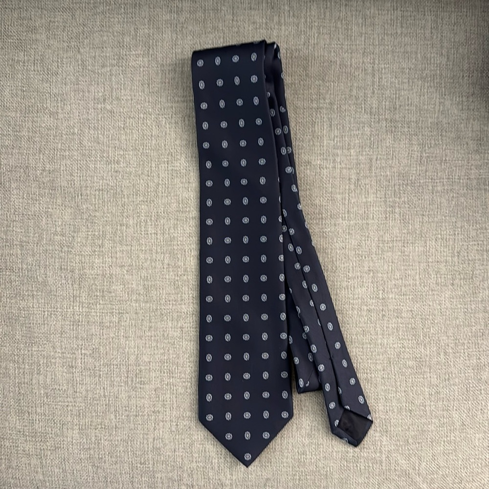 Brooks Brothers navy tie